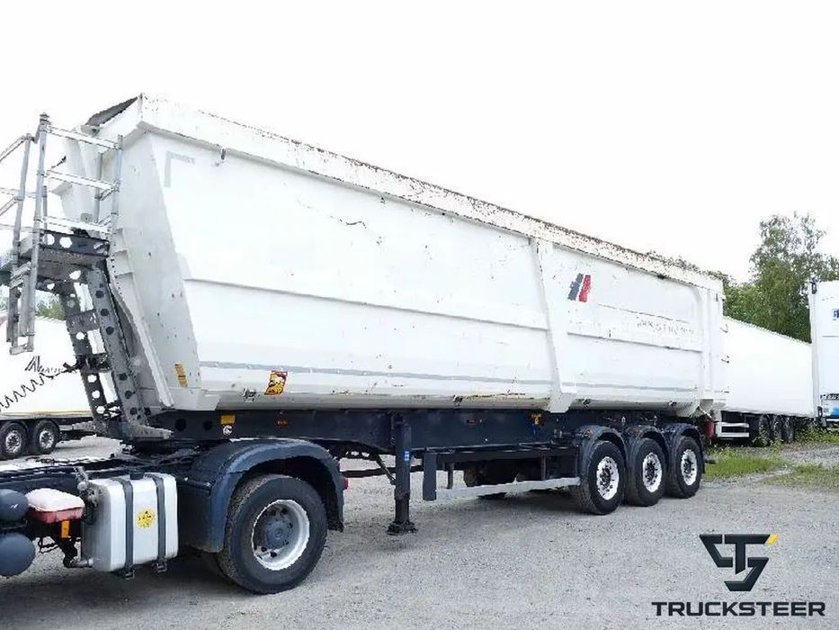 Schmitz Cargobull 55m3 | HARDOX | Liftanta | Frane Disc Avans leasing de la 30% : SC 55m3 HARDOX Liftanta 07/2019