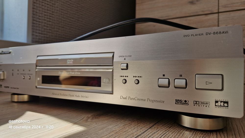 DVD-проигрыватель Pioneer DV-868AVi