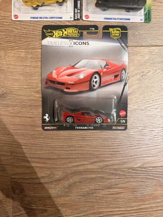 Hot wheels Ferrari set