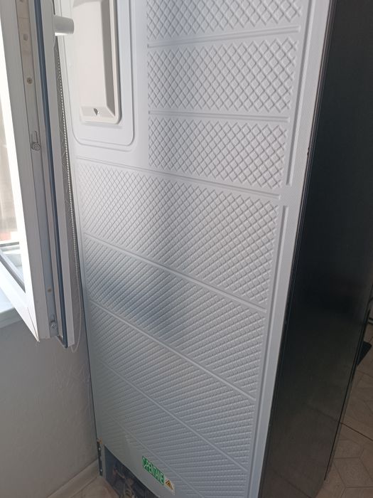 Холодильник DAUSCHER в отличном состоянии