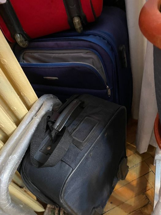 Troler rucsac Geamantane diferite dimensiuni unele noi