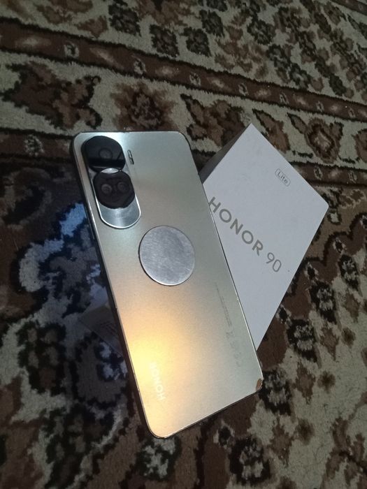 Продам HONOR 90 Lite 5G. 256гб в отличном состоянии