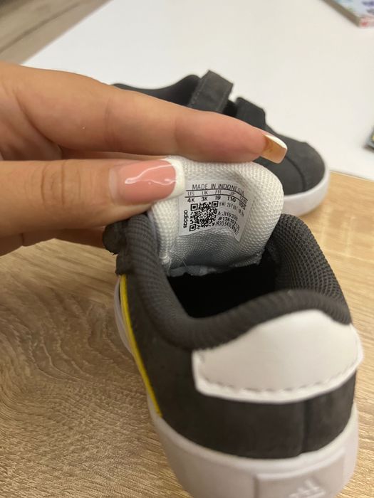 Детски обувки Adidas