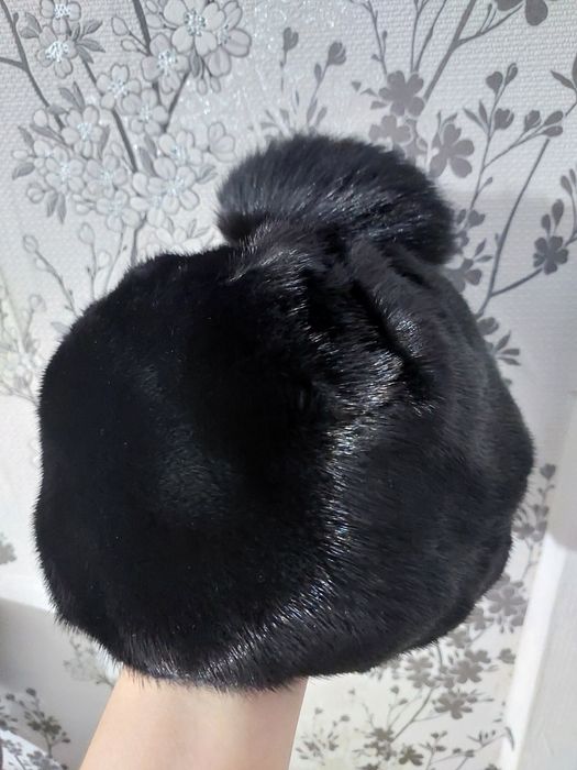 Норковая шапка и берет