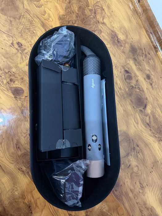 Dyson airwrap Complete Long. Nou