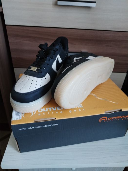 Кроссовки детские