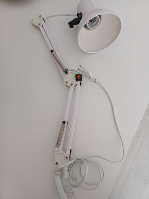 Лампа настольная