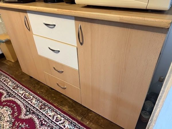 Mobilier bucătărie din pal melaminat