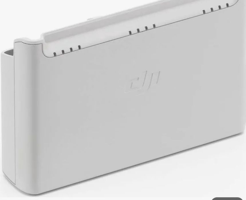 Vand drona dji neo 1 doar cu o baterie.