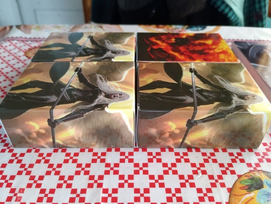 Cărți "Magic the Gathering" nou-nouțe