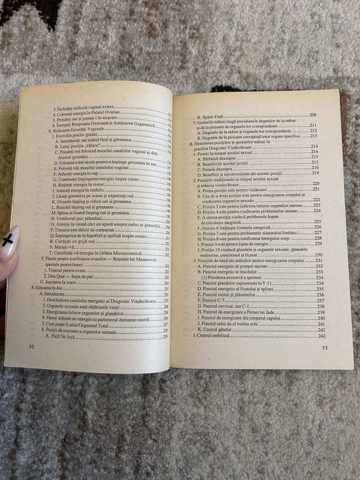 Carte Cultivarea energiei sexuale feminine - Mantak Chia, Maneewan Chia (Editura Antet)