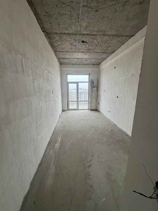 Урганч шахрида Ал-Хоразмий ситида 7-қаватда 2 хонали уй сотилади.