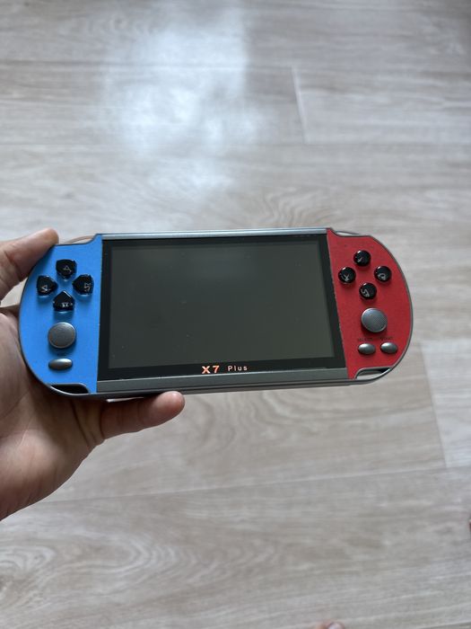 Игровая кансоль приставка x7 plus