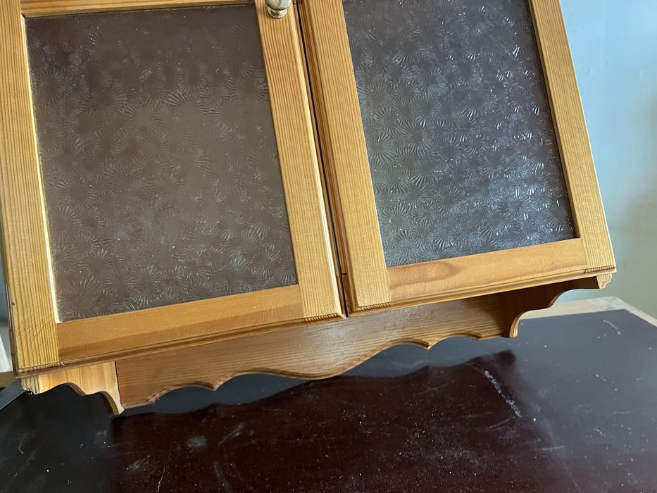 Сервант СССР лак Шкафчик