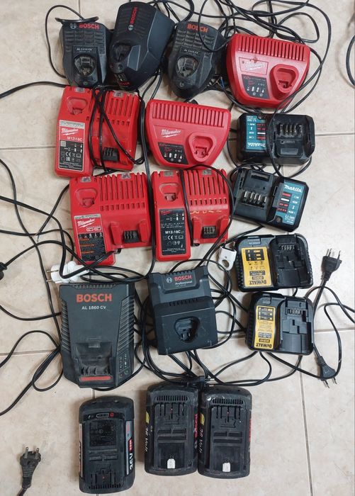 Acumulatoare Bosch si Încărcătoare Milwaukee, Bosch, Dewalt, Makita