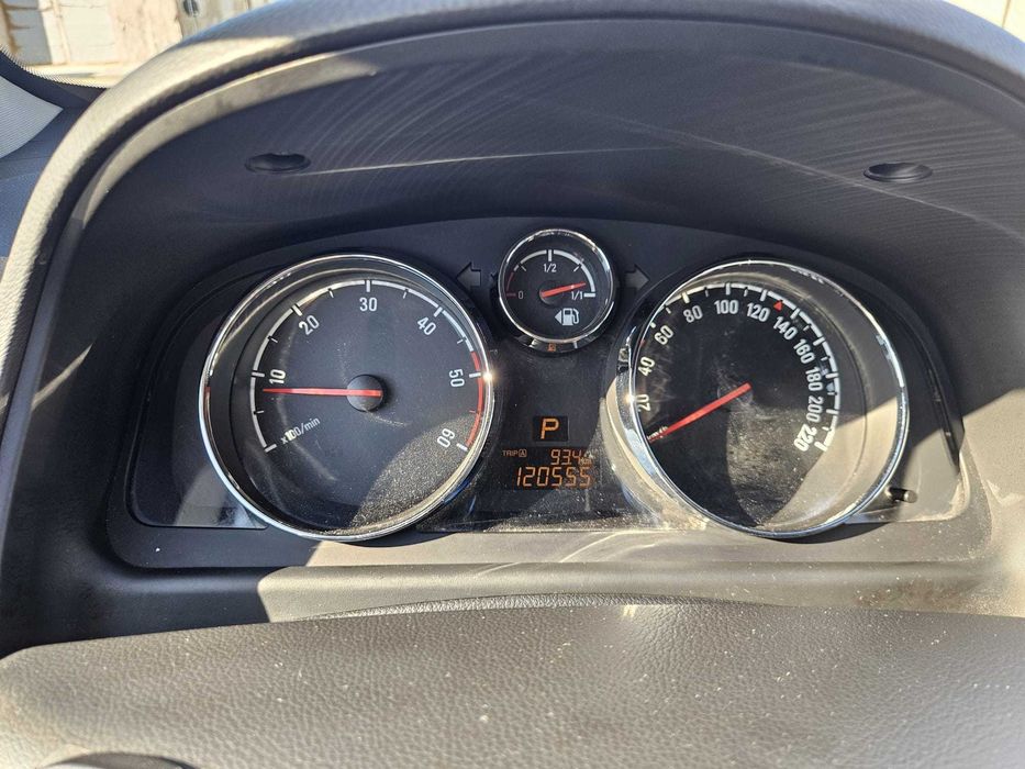 Vând Opel Antara 2014 | 2.2 CDTI | 4x4 | Automat | 120.500 km