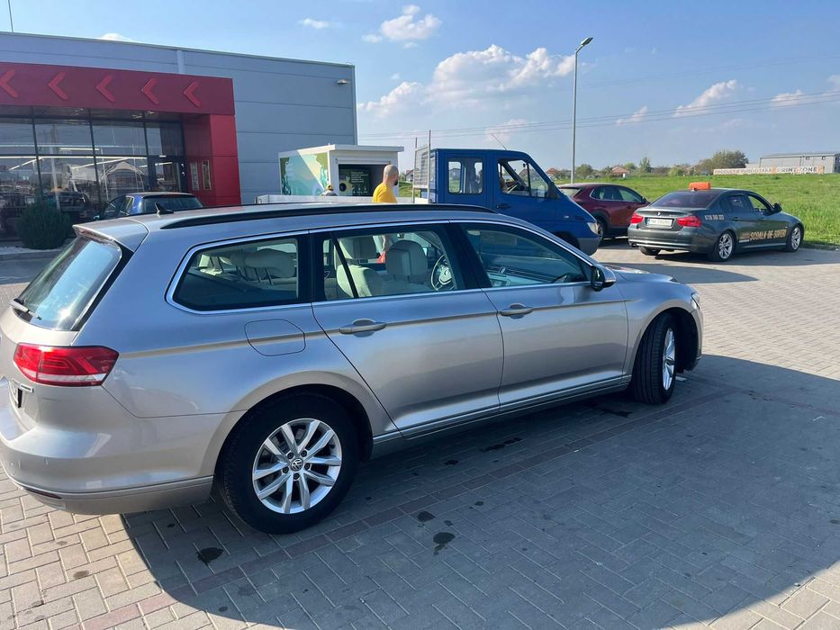 VOLKSWAGEN Passat 2016 — imagine 3