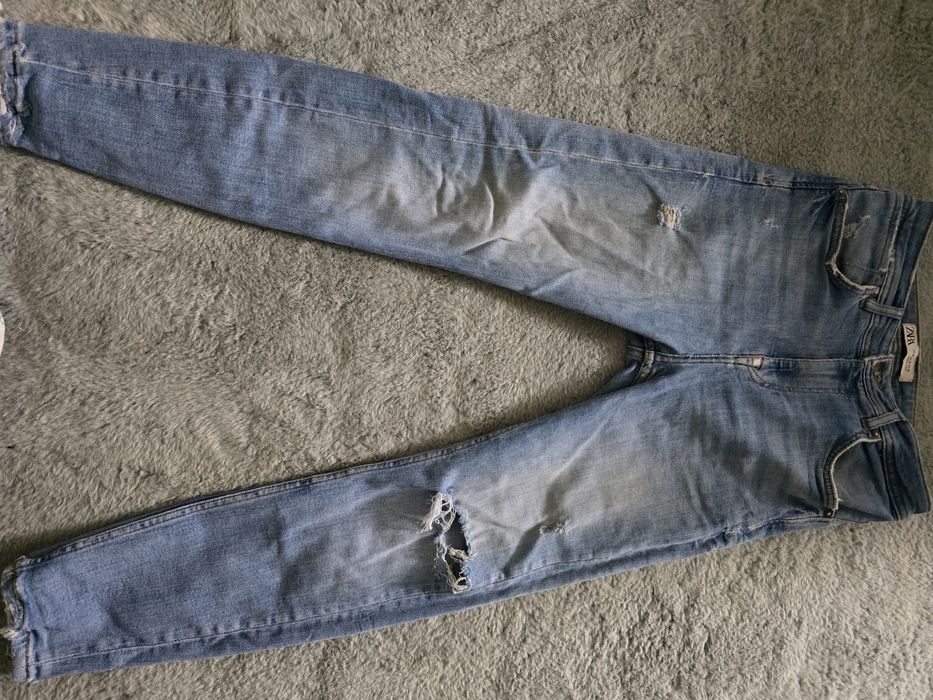 Blugi zara (nu amiri, nu armani, nu dolce)