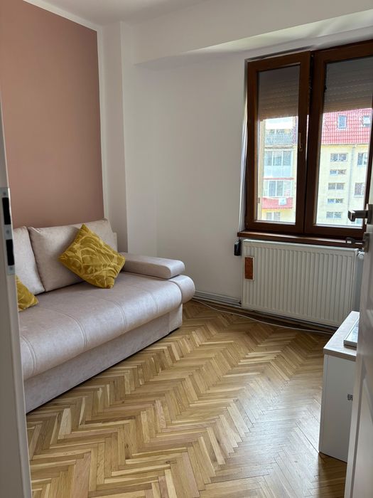 Inchiriez apartament cu 4 camere Timisoara direct de la proprietar