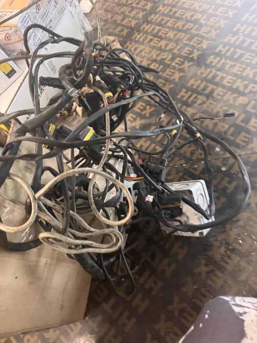 Hetronic-управление за кран с дистанционо