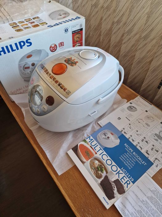Мултикукър PHILIPS HD3139/70 - Неупотребяван