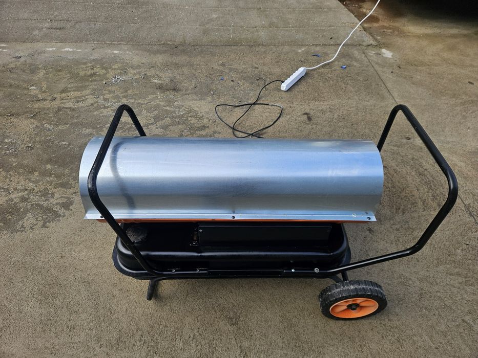 Tun de caldura arzator incălzitor pe motorina