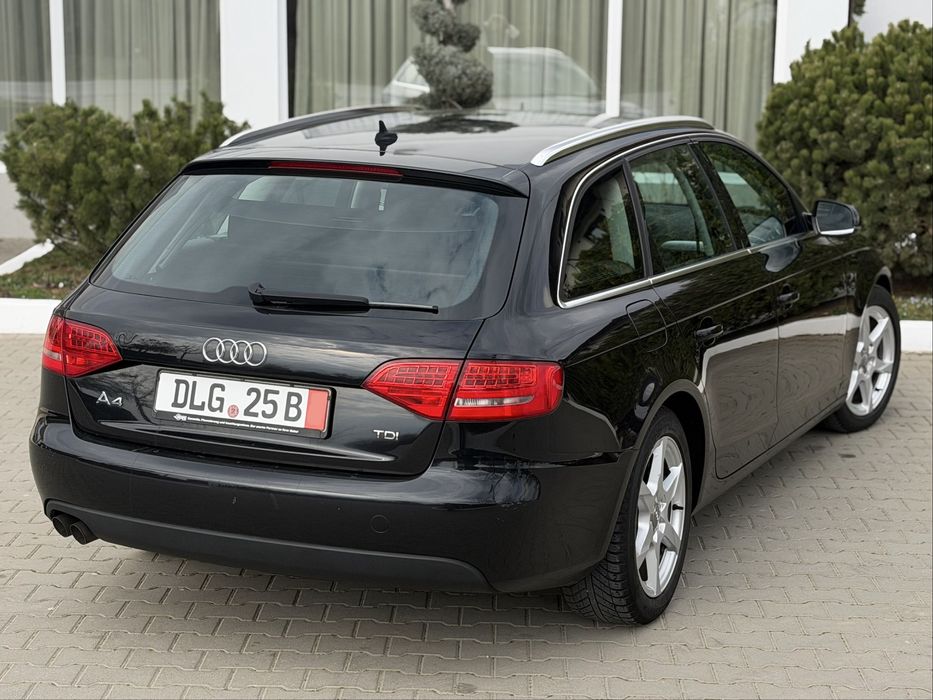 Audi A4 2010 2.0 TDI 143cp Euro 5 Bi-Xenon/Led/Navi/Top