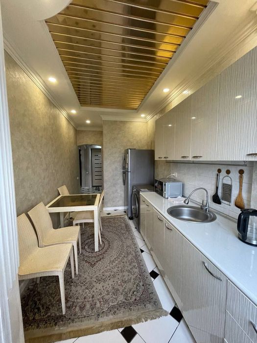 Гунча Тинчлик метро 3 комнатная не далеко рынок Чорсу