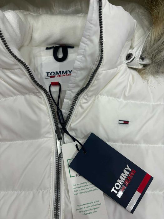 Ново зимно бяло пухено дамско яке tommy hilfiger