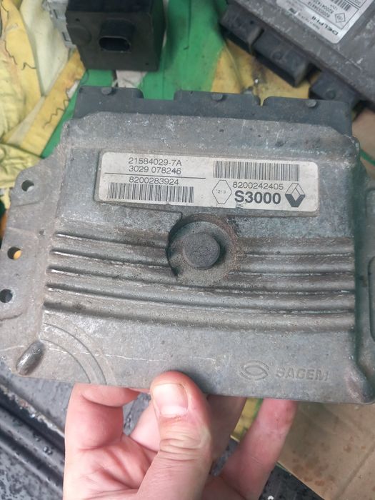 ECU calculator renault megane 8200283924
