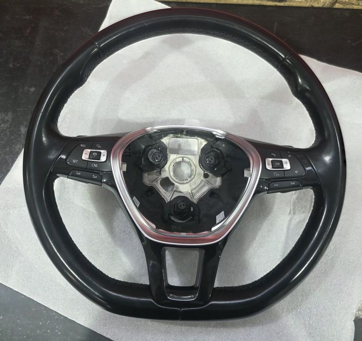 Volan Multifuncțional VW Golf 7 / Passat B8 Original Piele,Comenz,Padelei