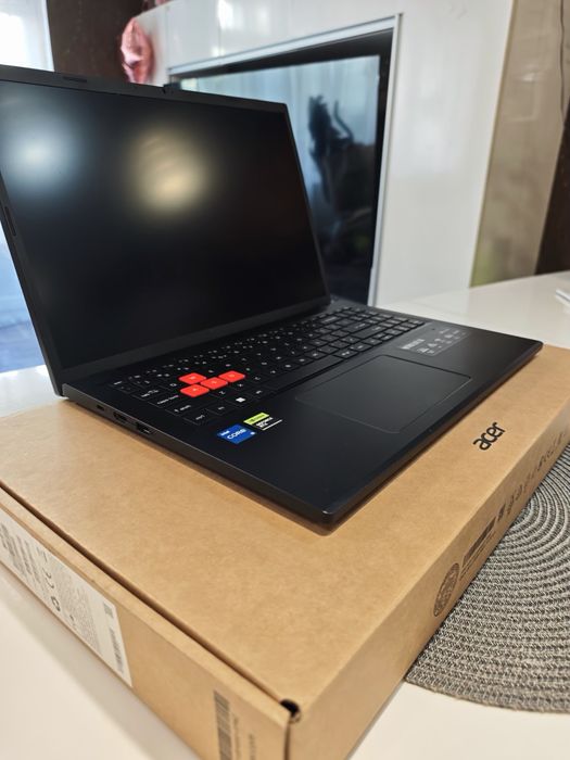 Gaming Acer Nitro Lite 16 NL16-71G-57M9