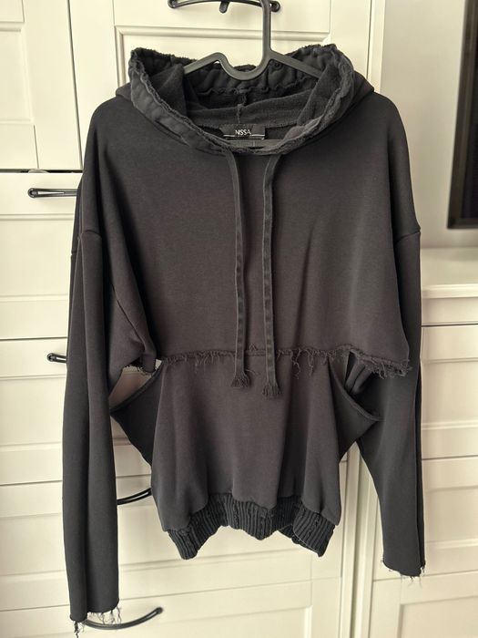 Top Nissa negru super frumos