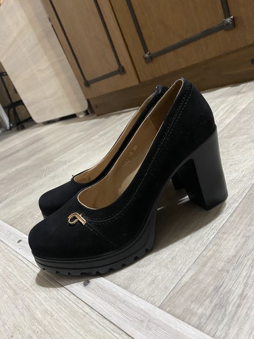 Каблуки 38 размер