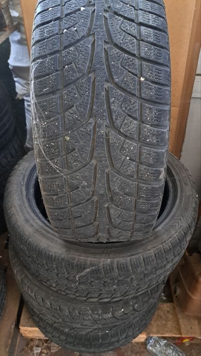 Продавам зимни гуми