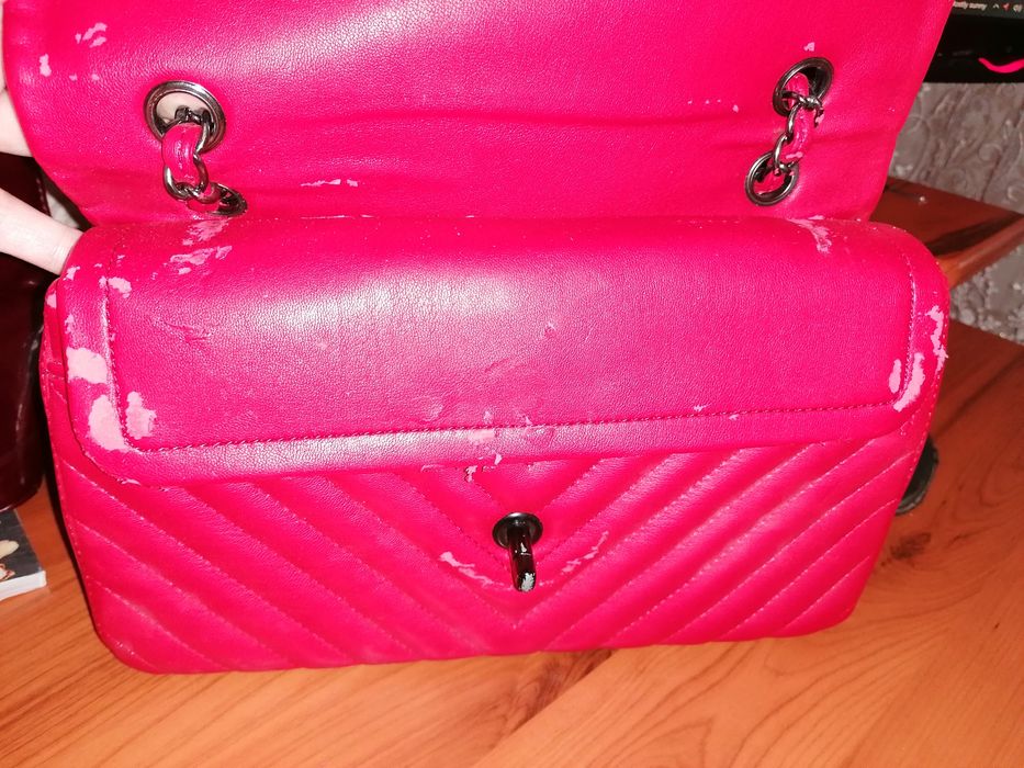 Отдам сумочку почти даром