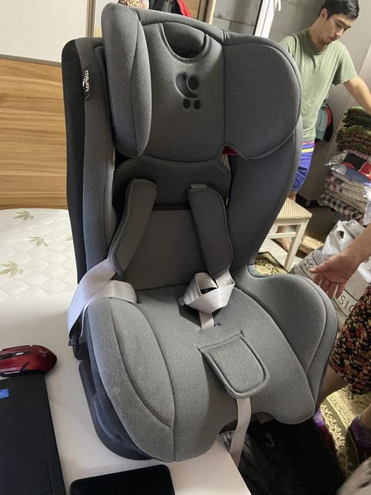 Продам автокресло