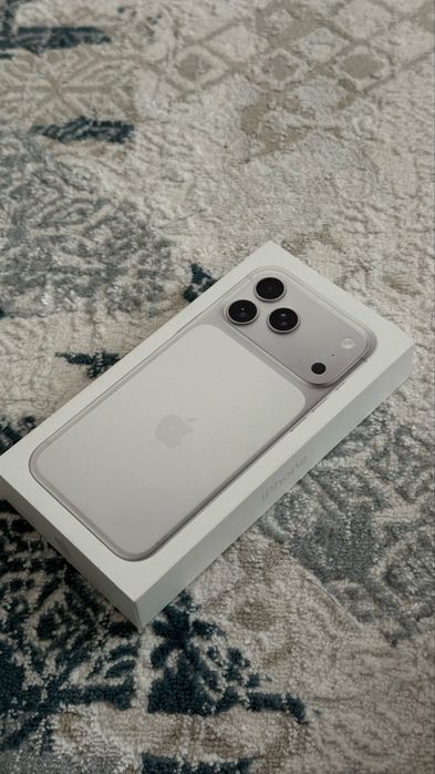 iPhone 17 pro max, 1 TB, silver