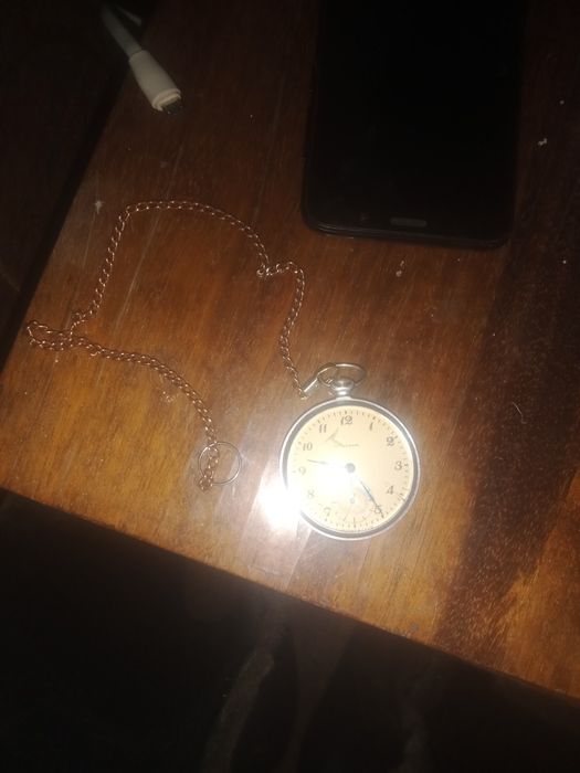 Продам часы антиквариат молния