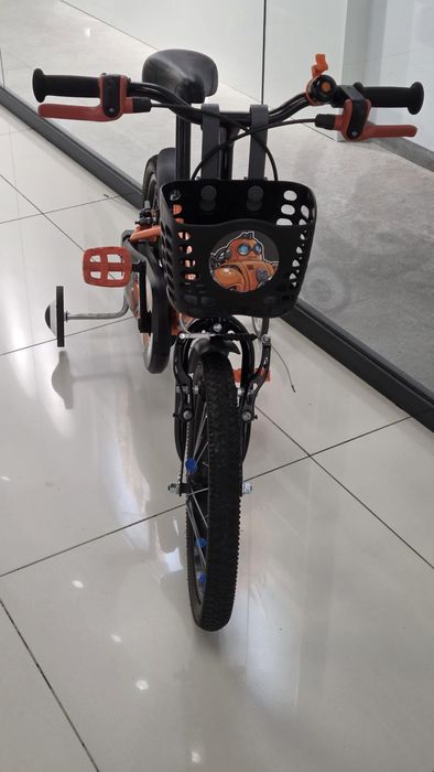 De vânzare bicicletă copil 6-8 ani!