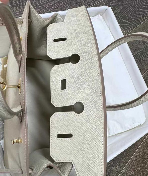 Чанта Hermès Kelly 28