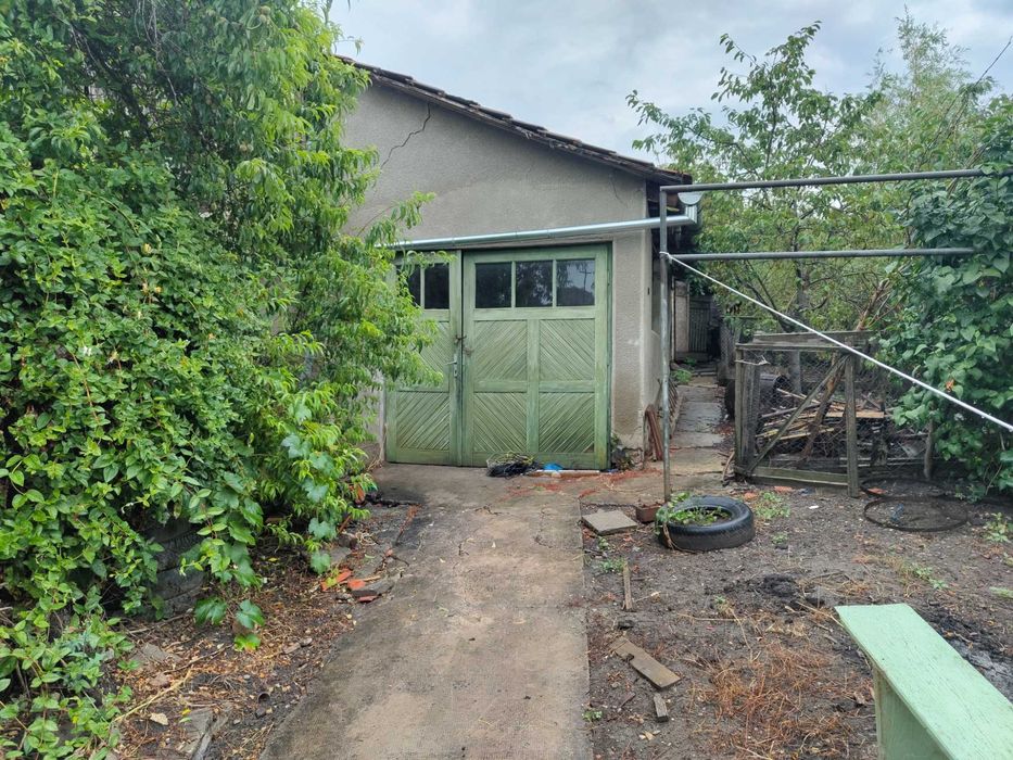 Casă individuală 180 mp + 800 mp teren/livadă – Sărmașu, jud. Mureș