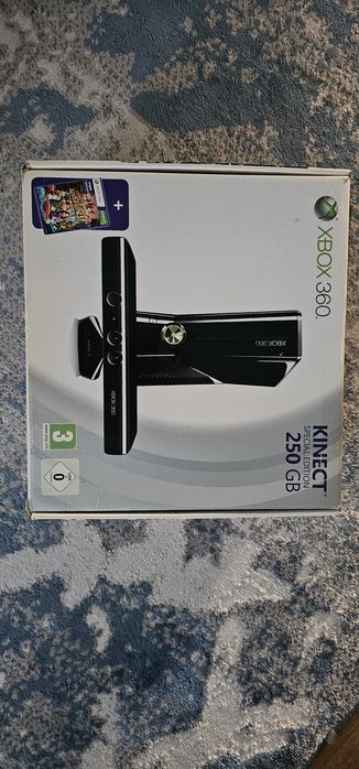 Xbox 360 с набором игр