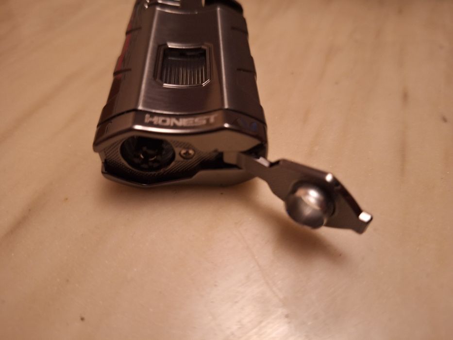 Луксозна запалка за пури с троен джет Honest ( 4 цвята )