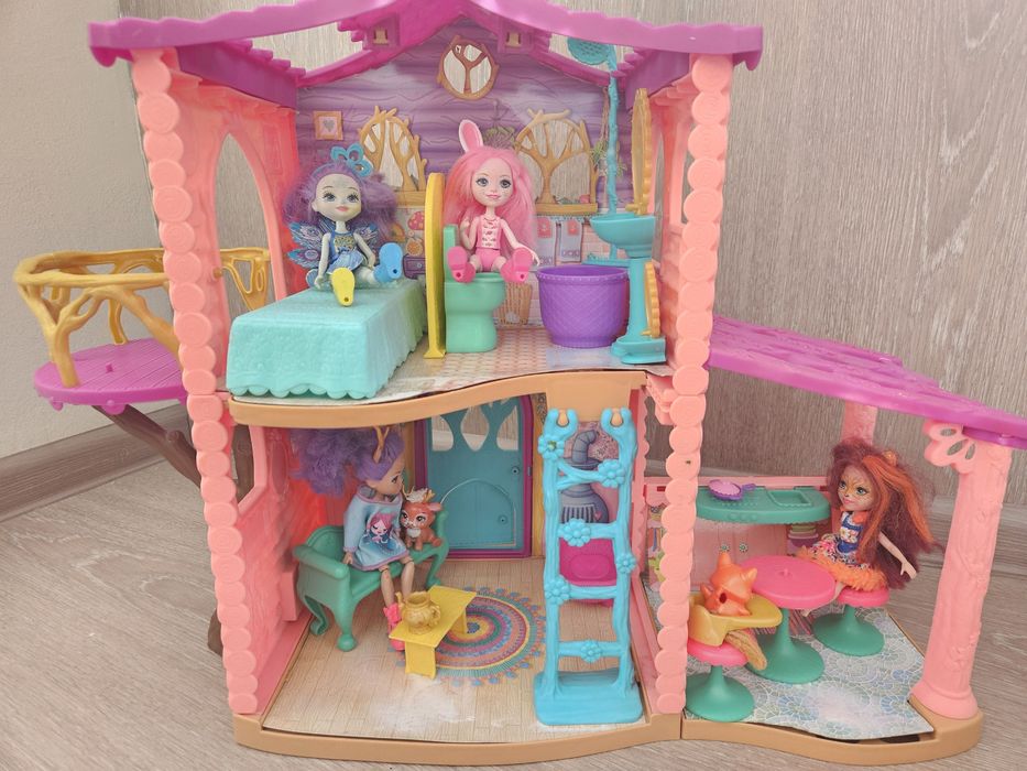 Домик игрушечный