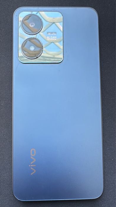 Продам телефон Vivo Y22