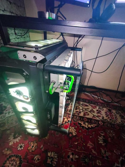 Sistem Gaming + Monitoare + Periferice.