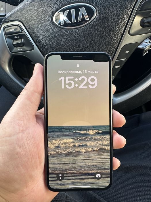 iPhone Xs 64 гб.