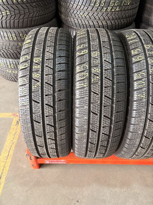 Anvelope iarna 205/65/16C Pirelli Carrier Winter 205 65 16C R 16C