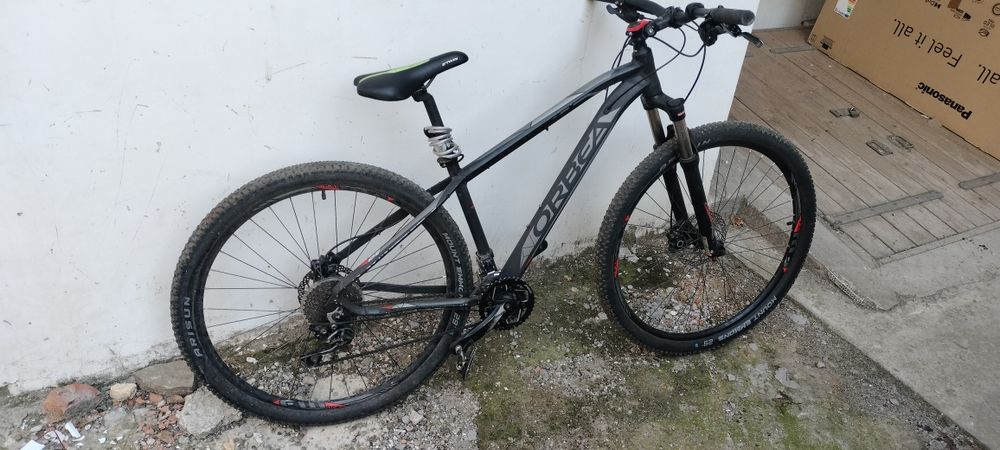 Bicicleta MTB Orbea 29" +3 antifurturi incluse 


---

Titlu